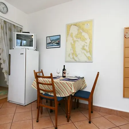 With A Parking Space Jadranovo, Crikvenica - 5533 Διαμέρισμα Jadranovo